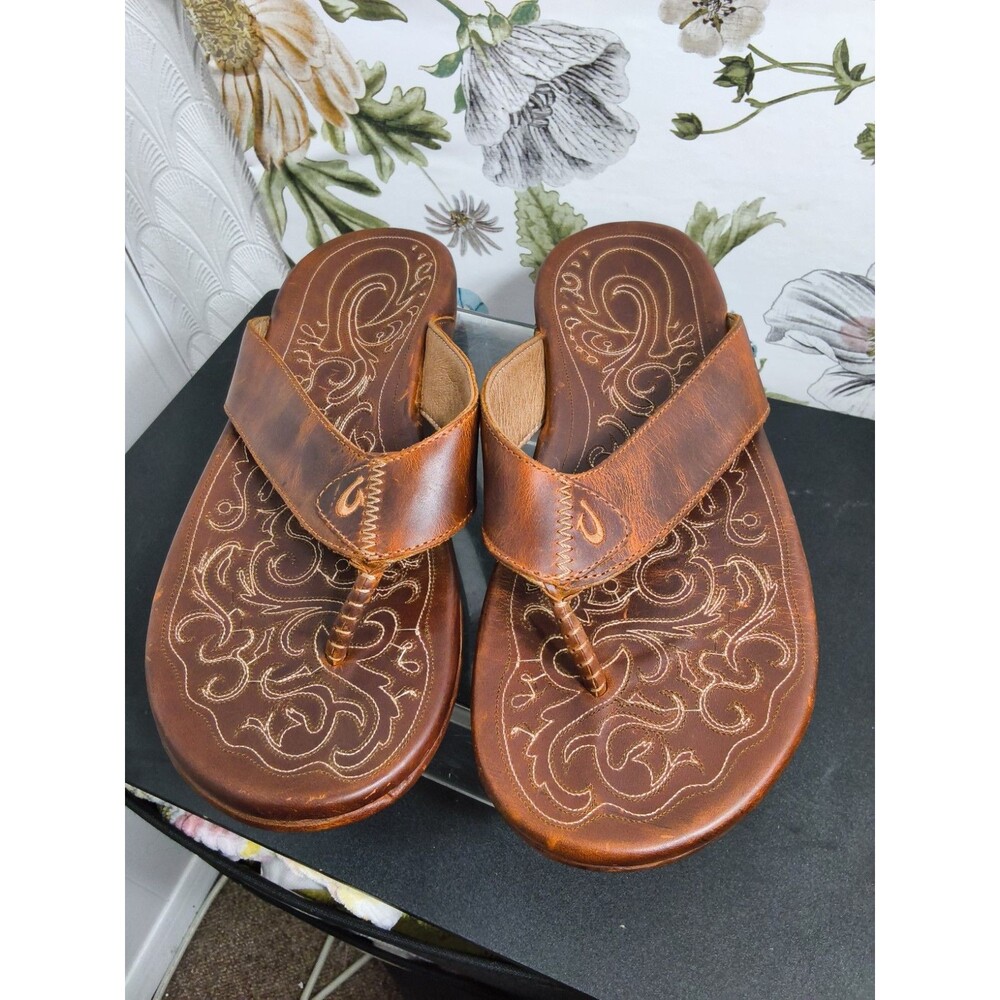 Brown Leather OluKai Men's Mekila Flip Flop Sandals with footbed embroidery Size